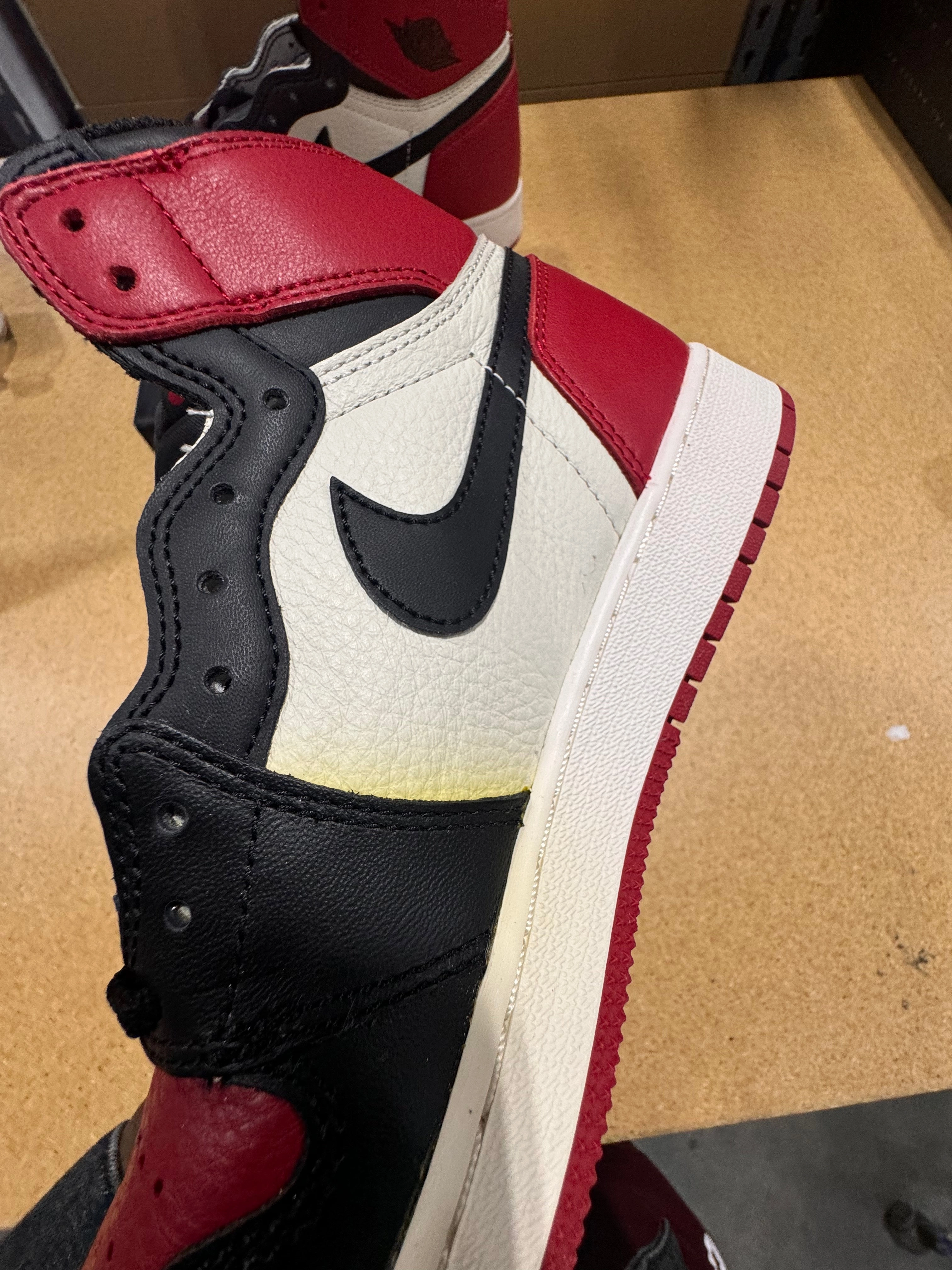 Air Jordan Retro 1 Bred Toe *Conditional* GS