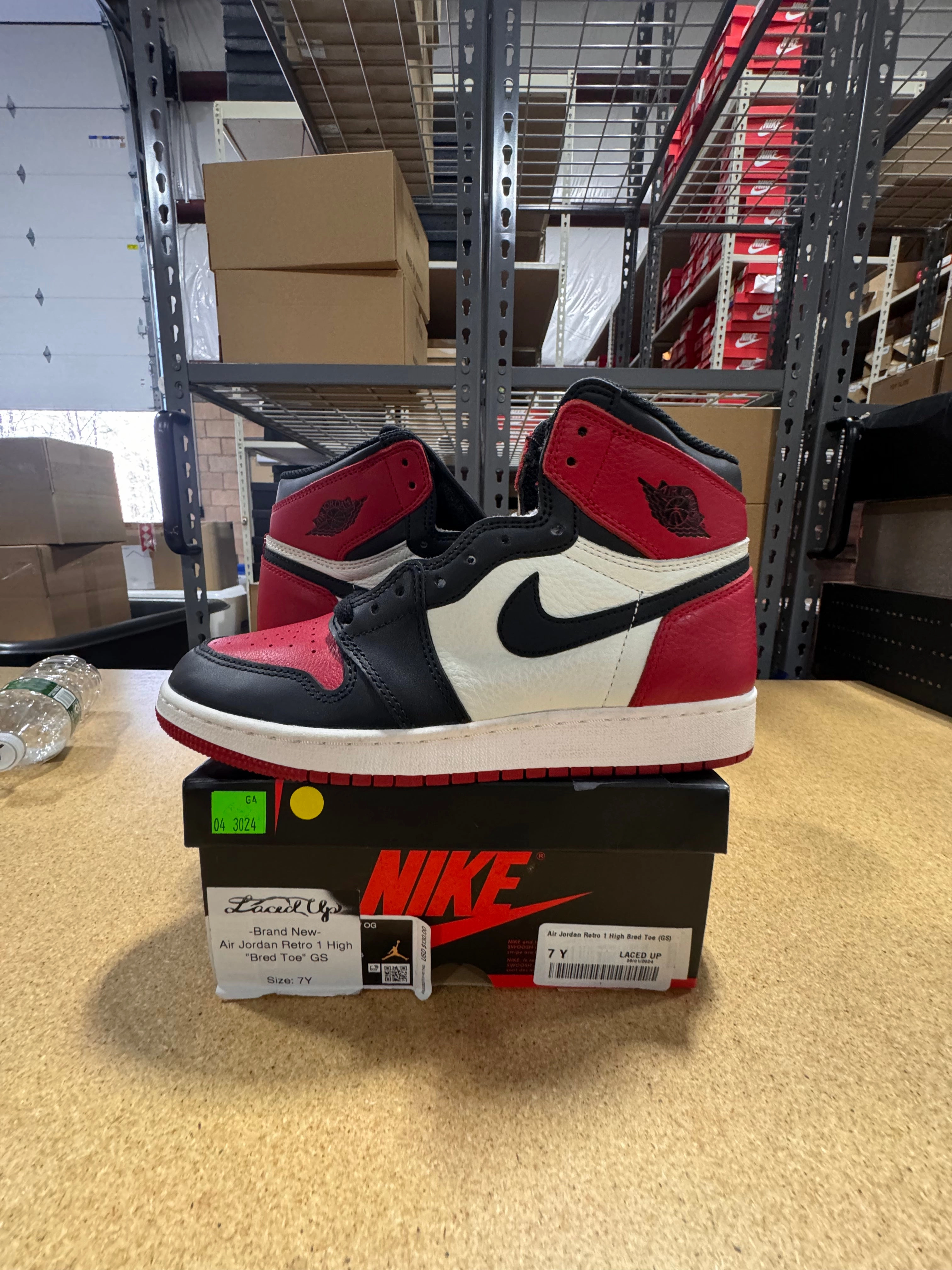 Air Jordan Retro 1 Bred Toe *Conditional* GS