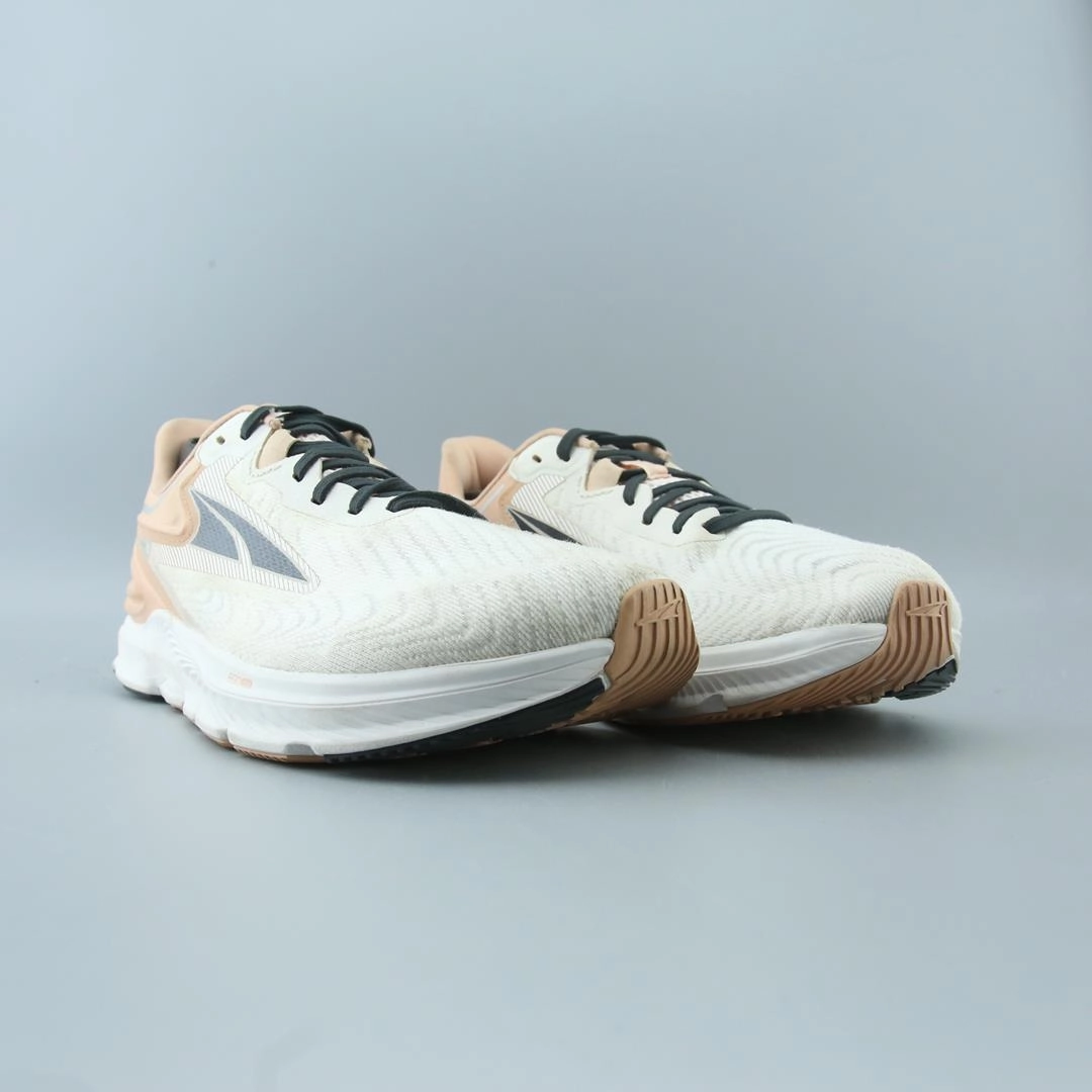 ALTRA TORIN 6