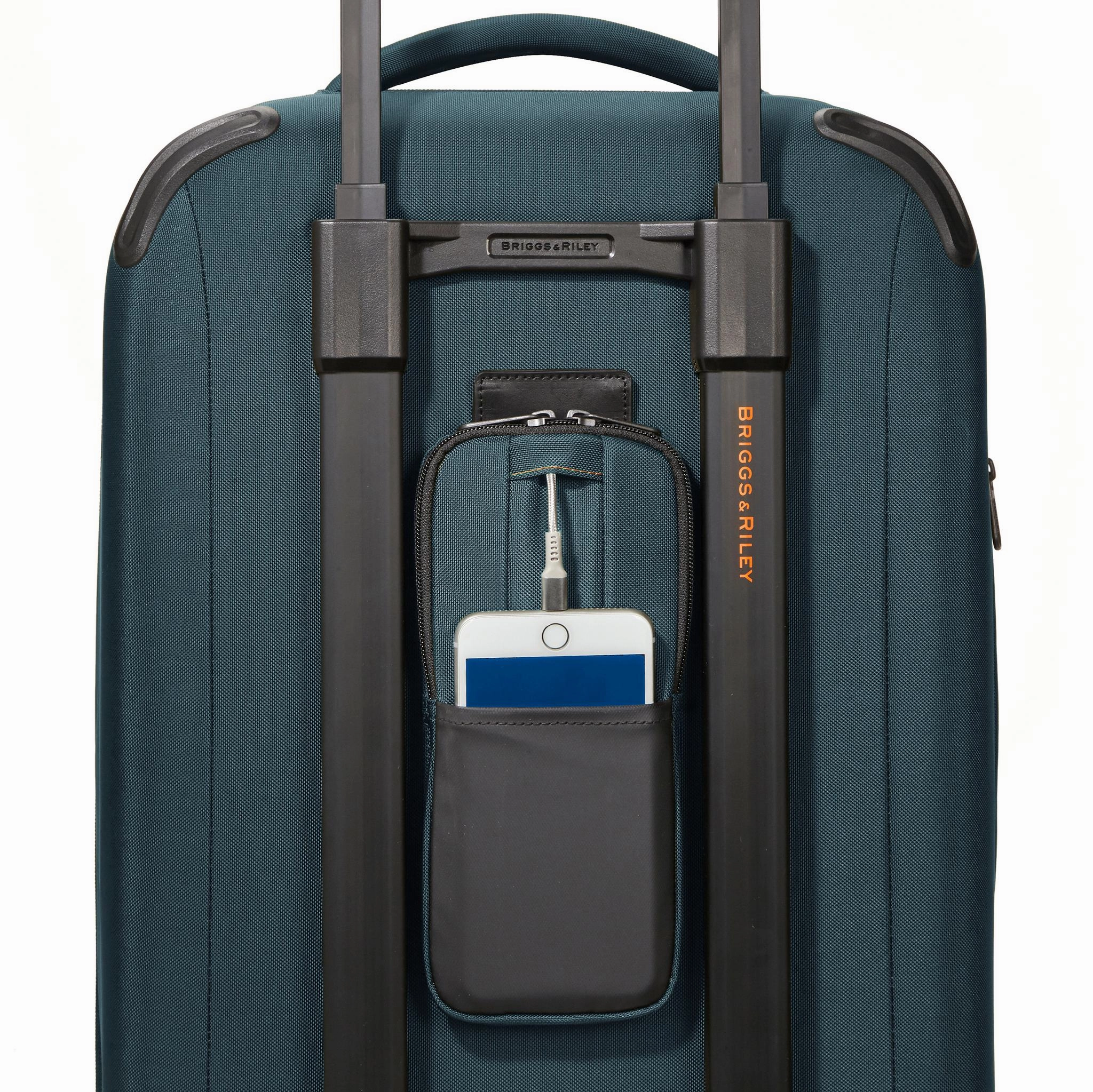 Briggs & Riley ZDX 22" Carry-on Expandable Spinner