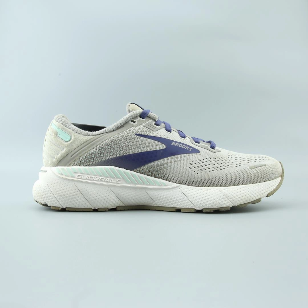 BROOKS ADRENALINE GTS 22
