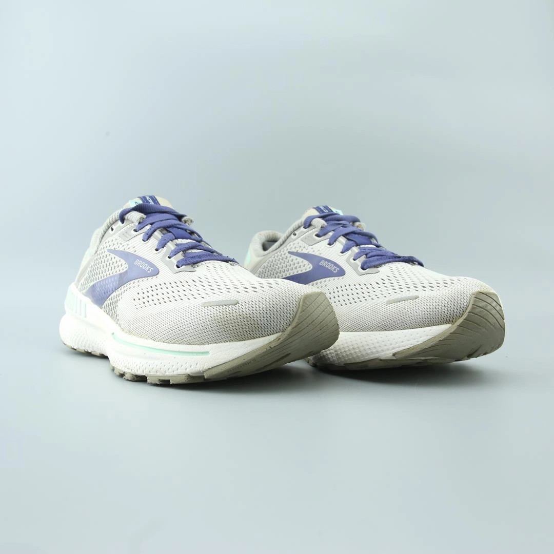 BROOKS ADRENALINE GTS 22