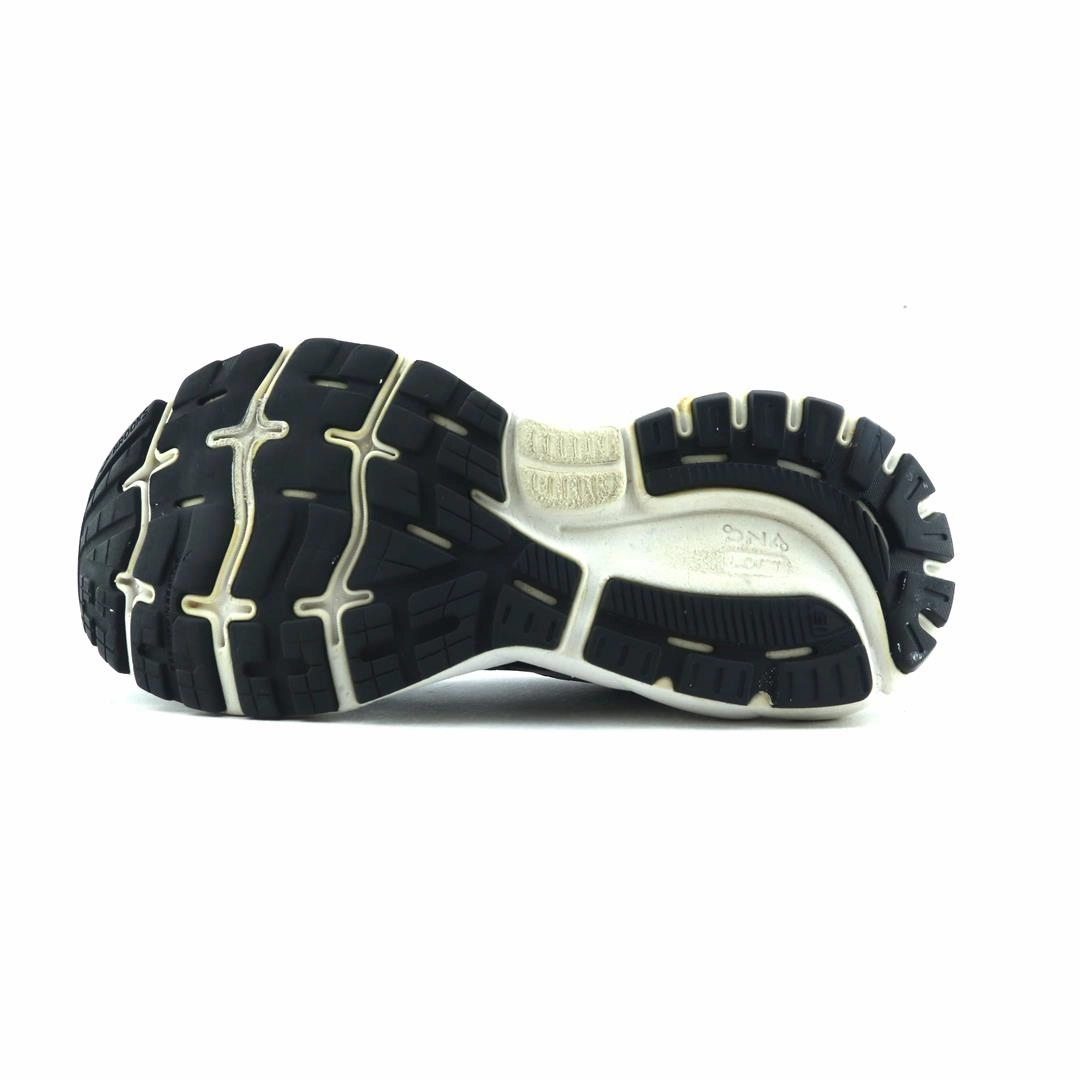 BROOKS GHOST 13