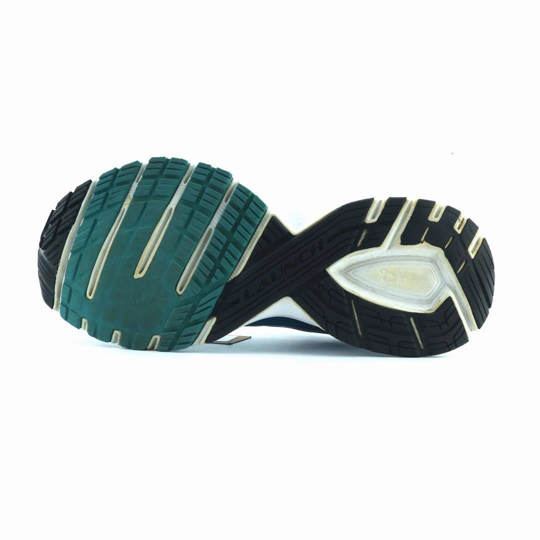 BROOKS LAUNCH 4