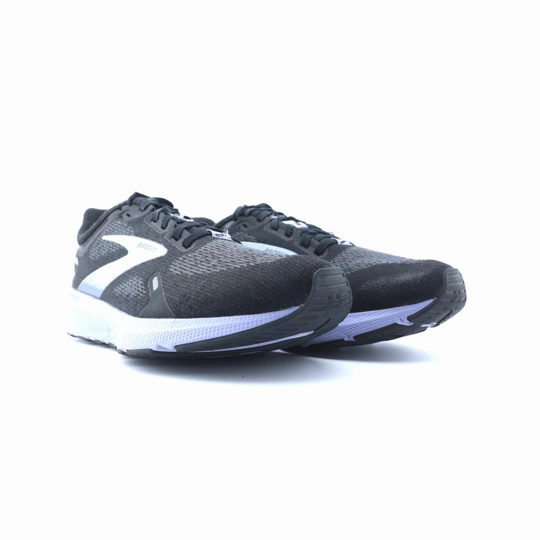 BROOKS LAUNCH 9