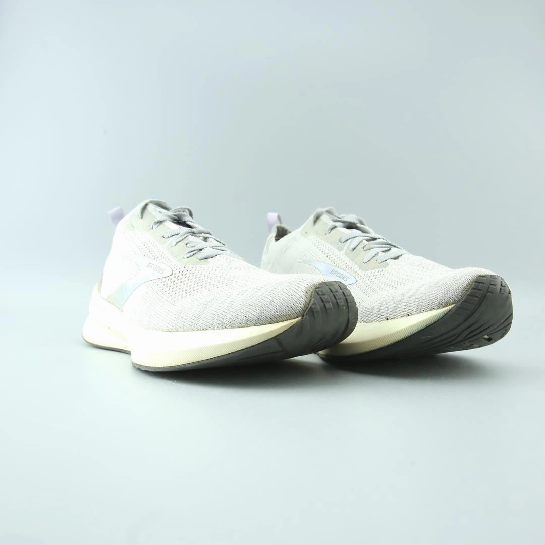 BROOKS LEVITATE 3.0