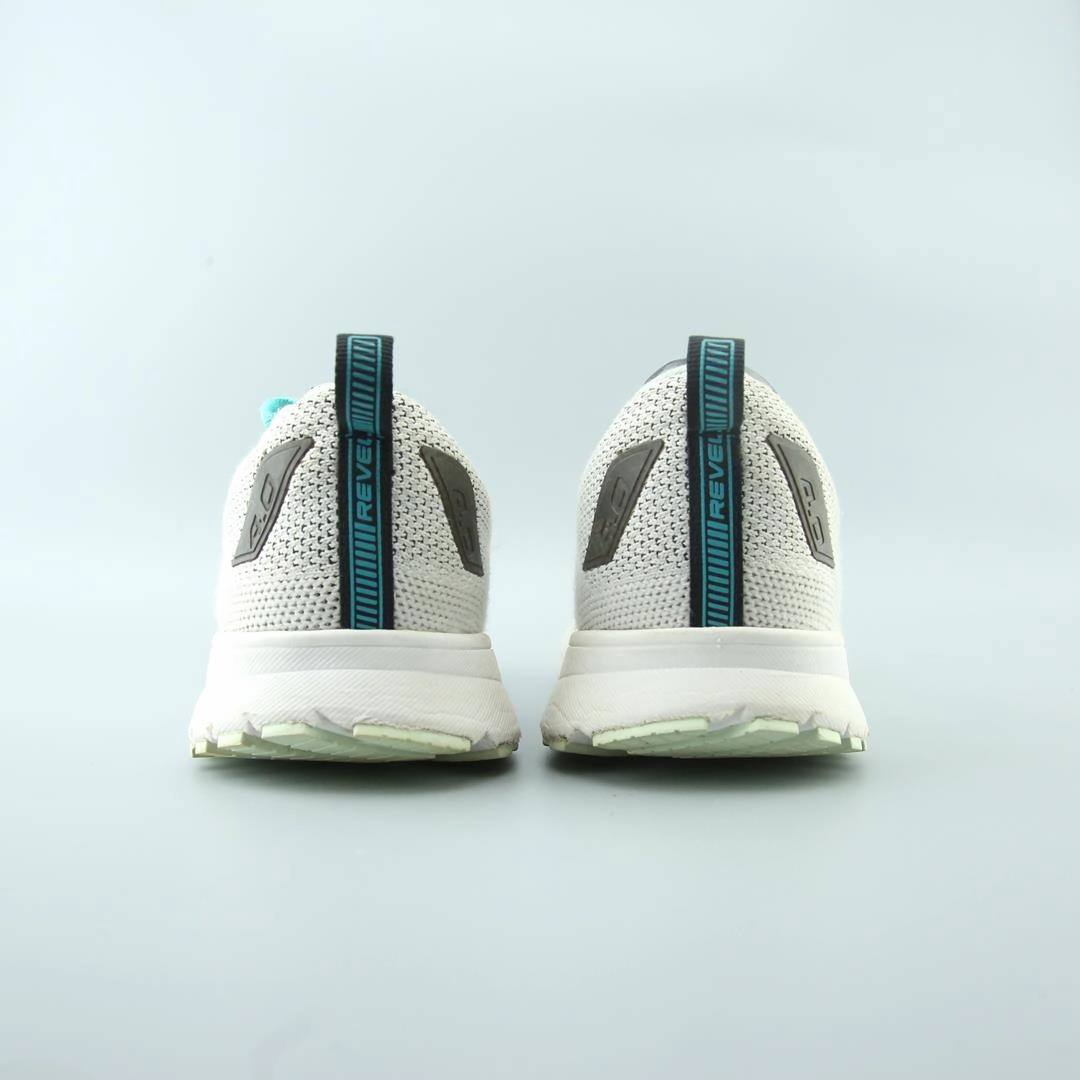 BROOKS REVEL 4