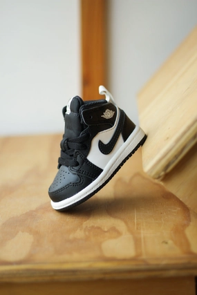 JORDAN 1 MID (TD) OFF NOIR