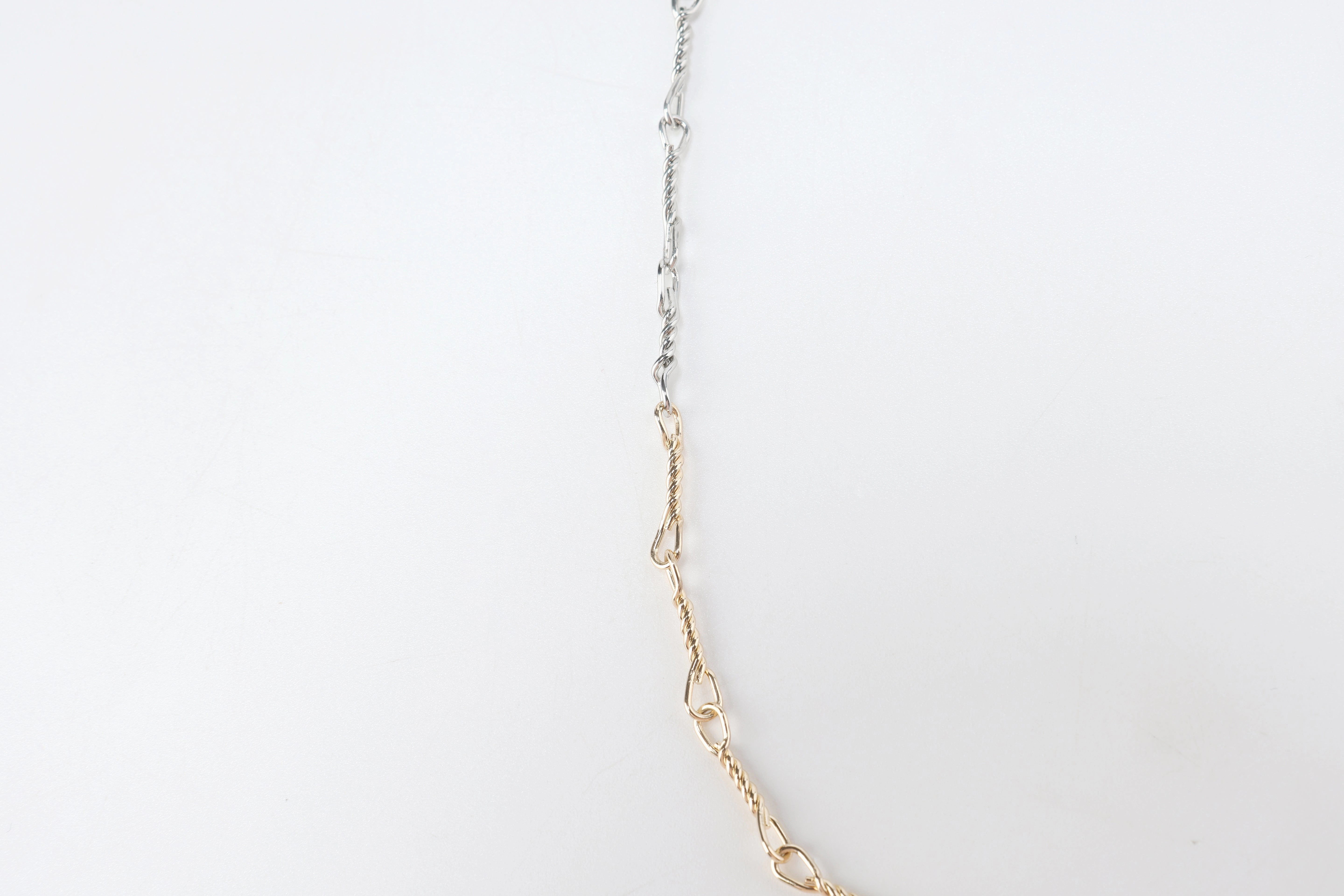 Knotted Hat Chain