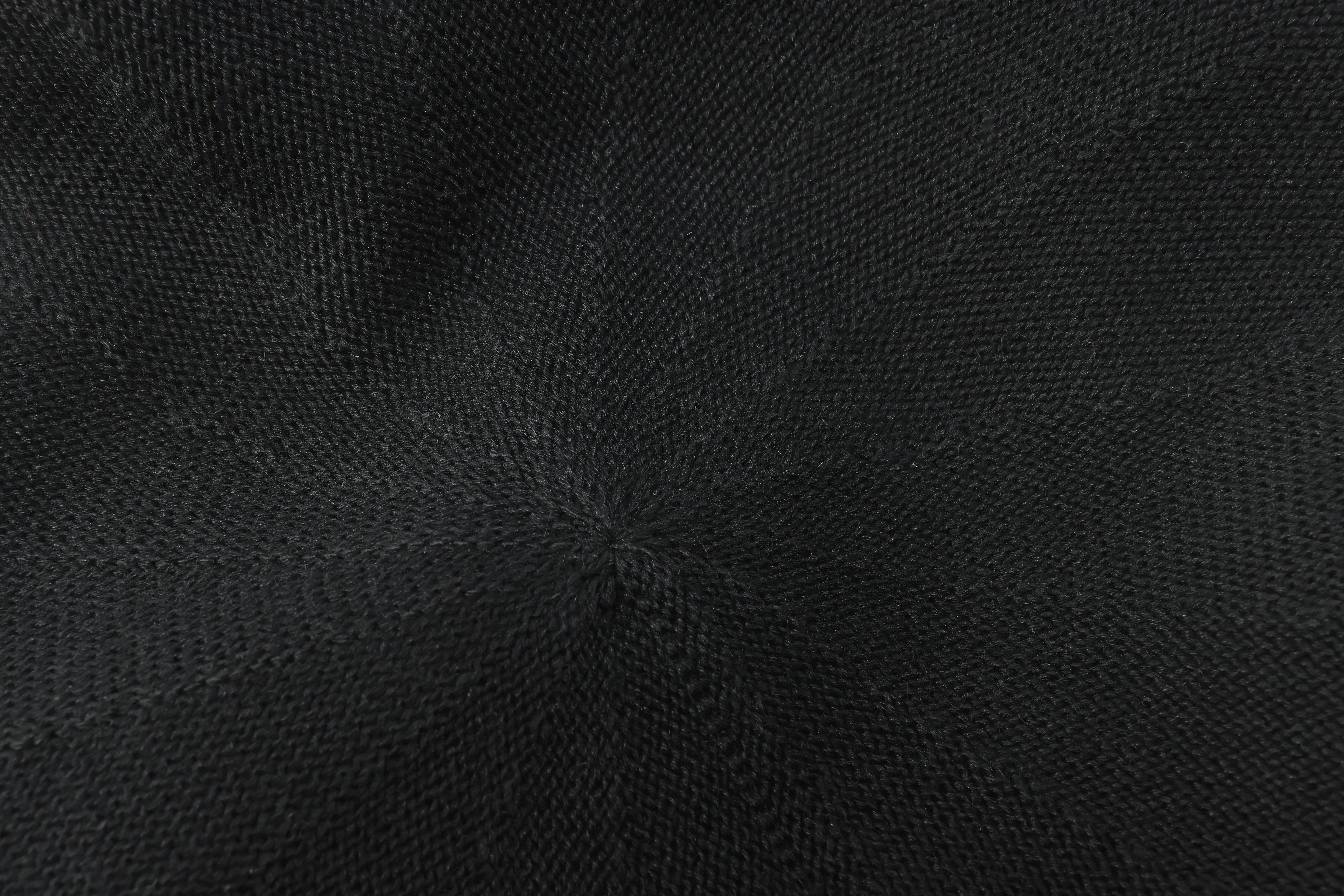 Lacing The Dart Beret