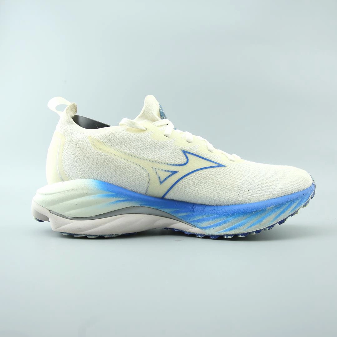 MIZUNO WAVE NEO WIND