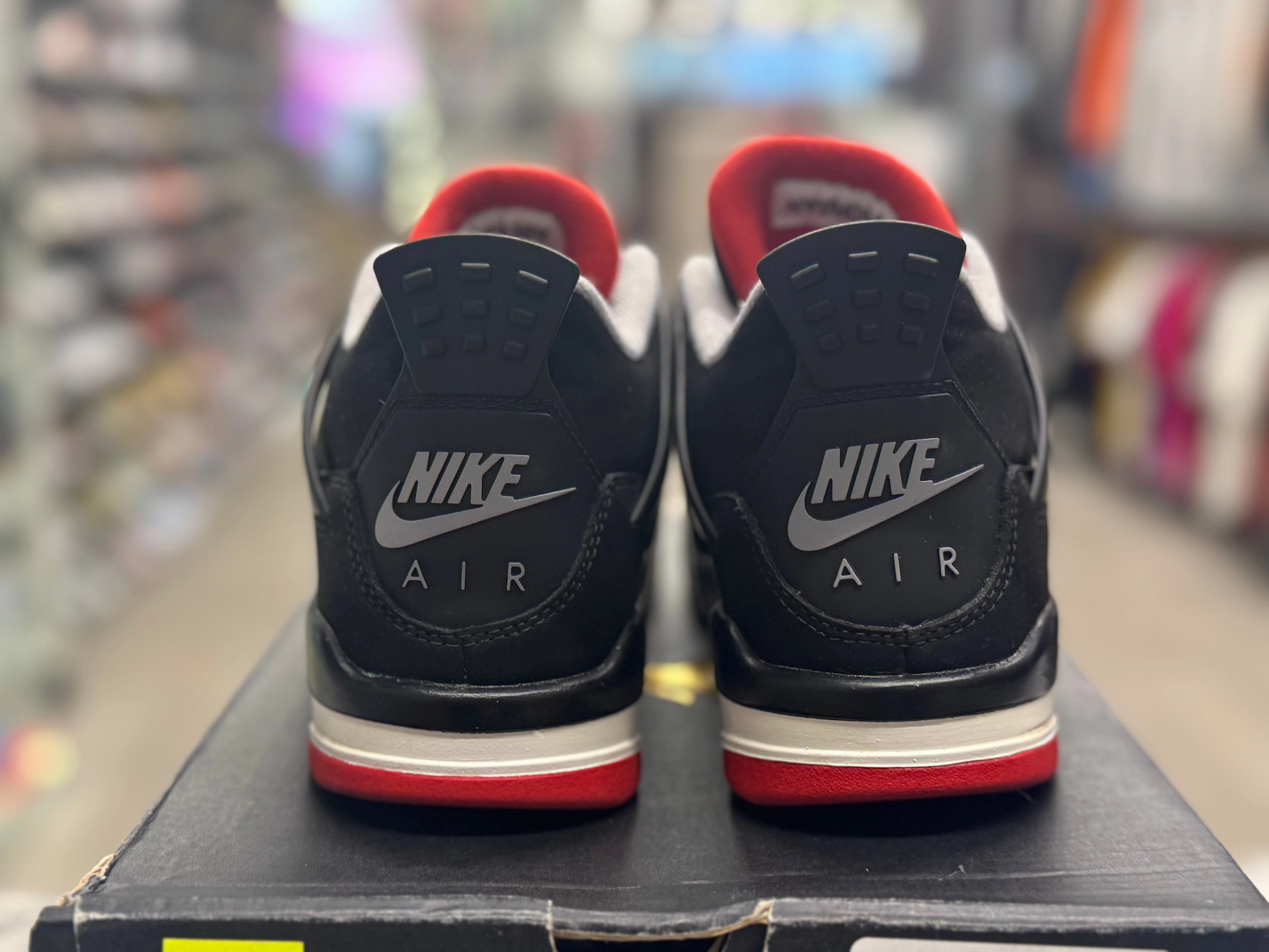 PRE OWNED Air Jordan 4 Retro Bred (2019) (GS)