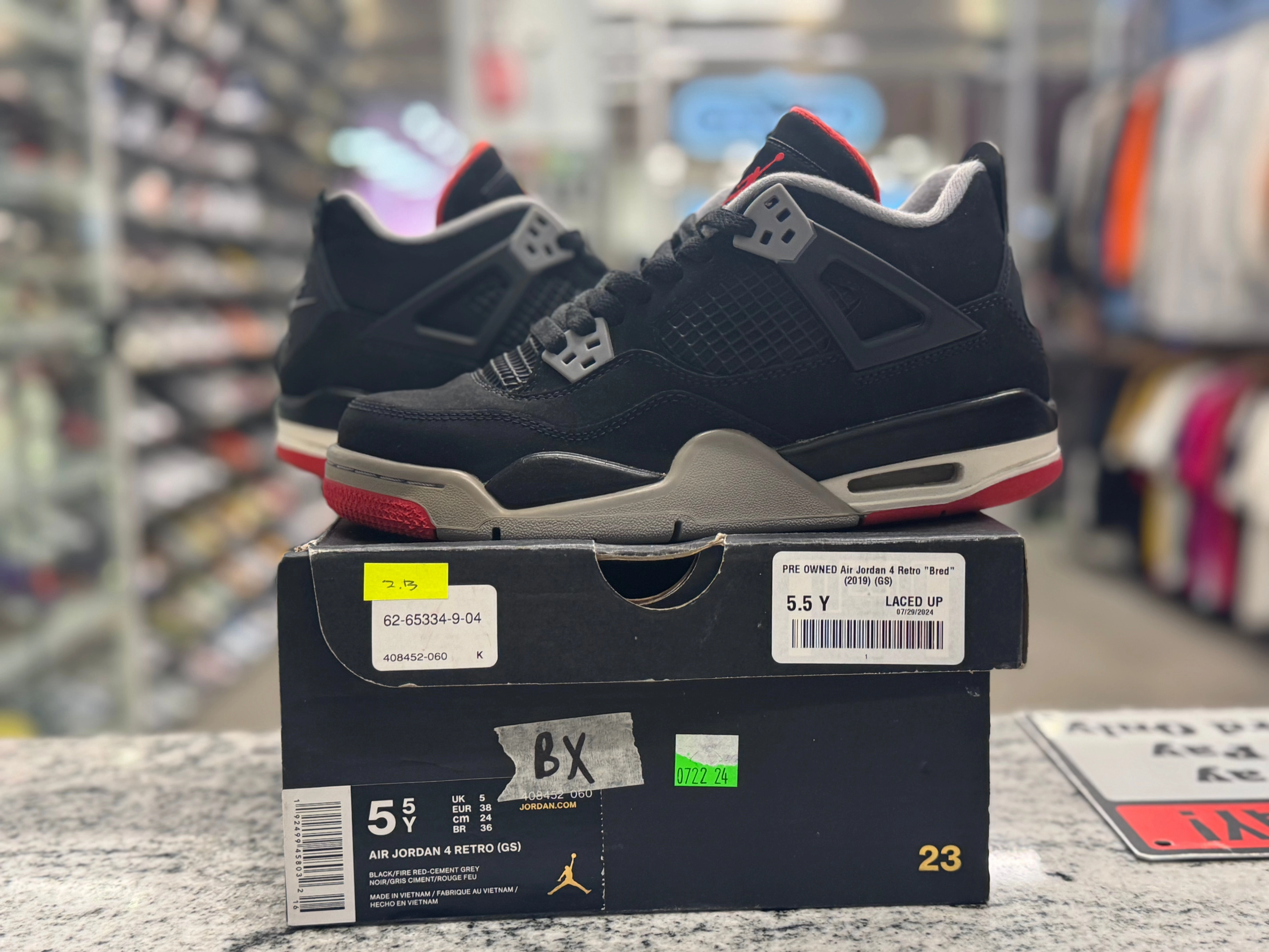 PRE OWNED Air Jordan 4 Retro Bred (2019) (GS)