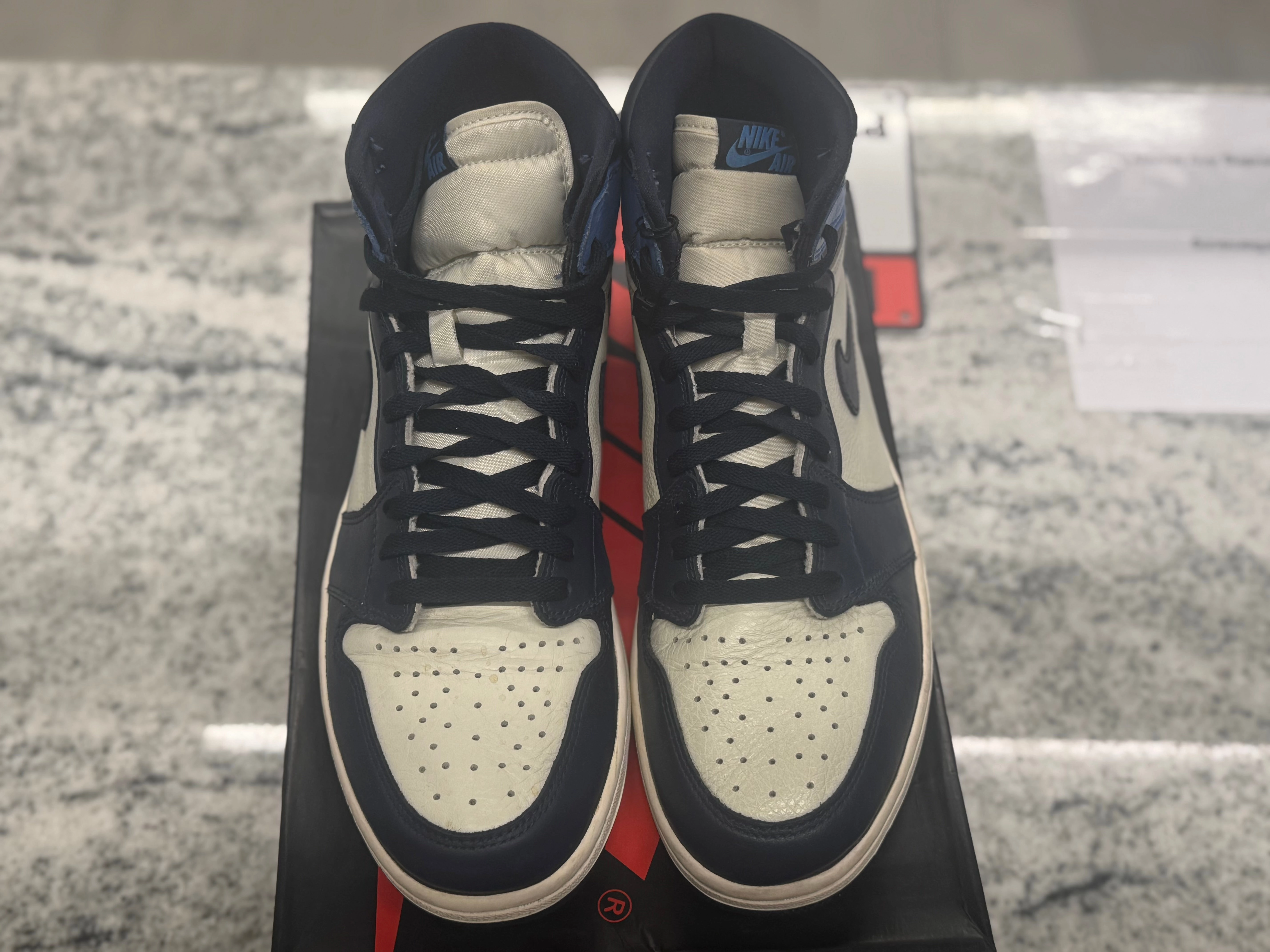 PRE OWNED Air Jordan Retro 1  Obsidian
