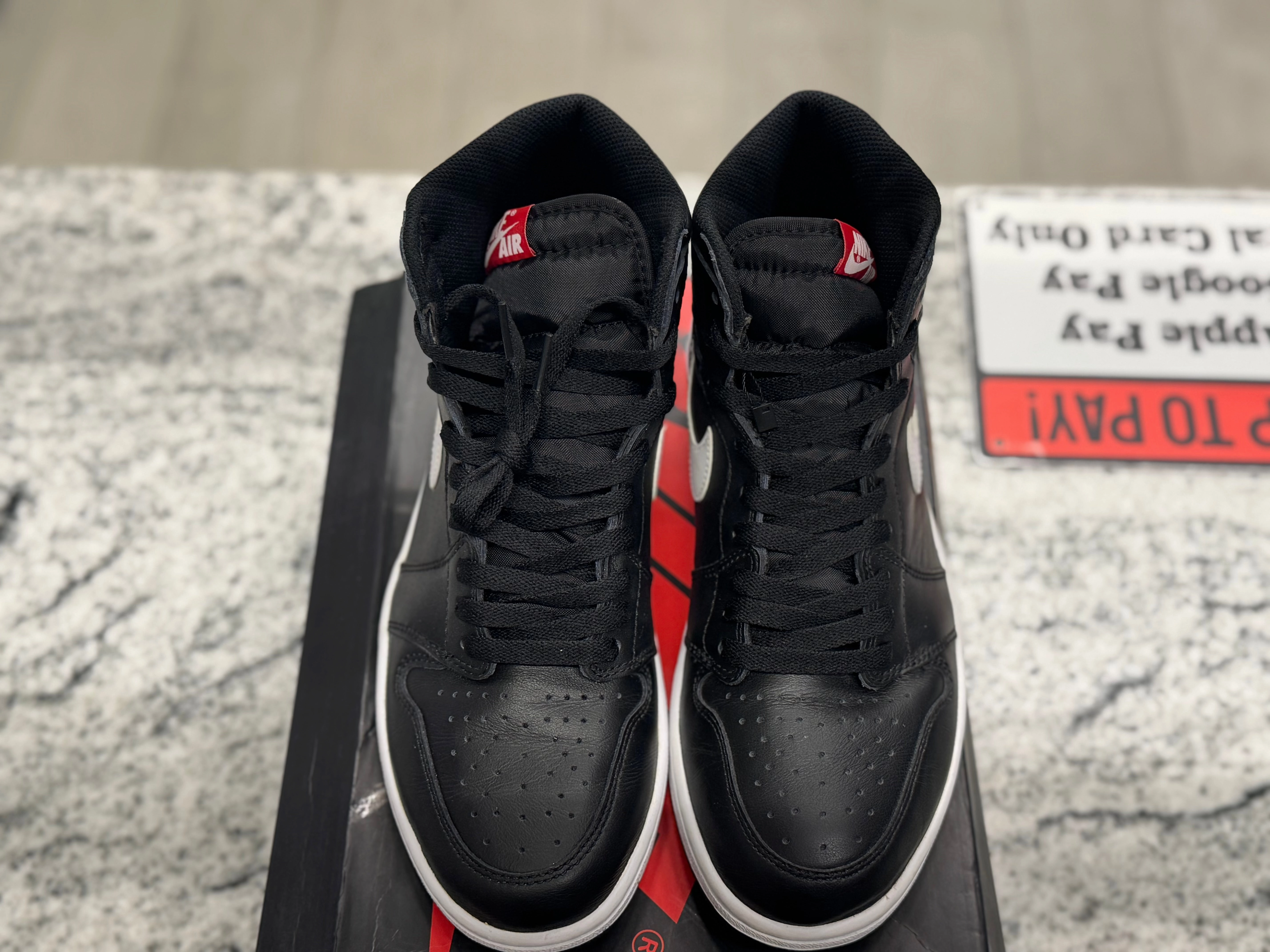 PRE OWNED  Air Jordan Retro 1 Ying Yang