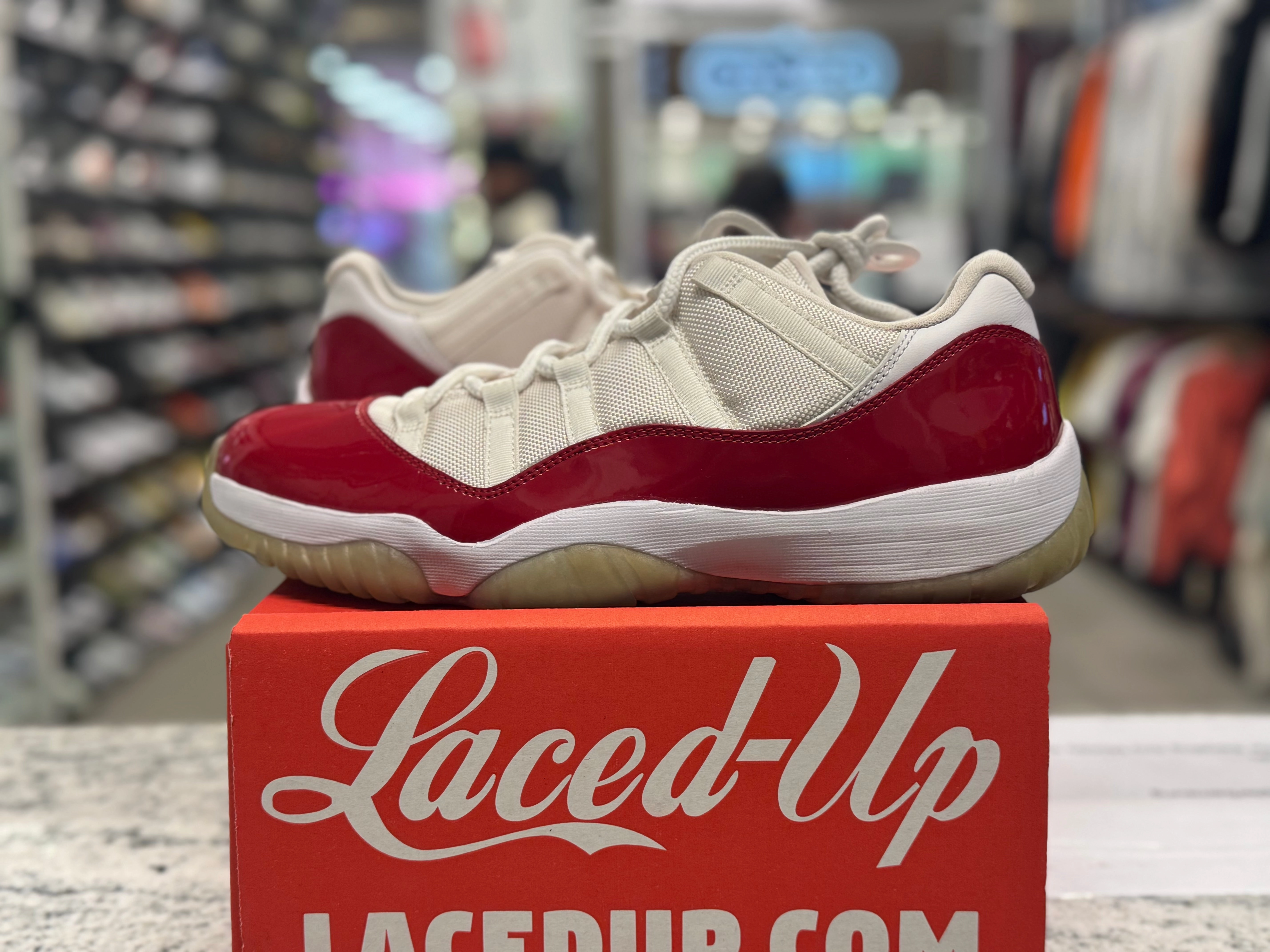 PRE OWNED Air Jordan Retro Low 11 Cherry 2016