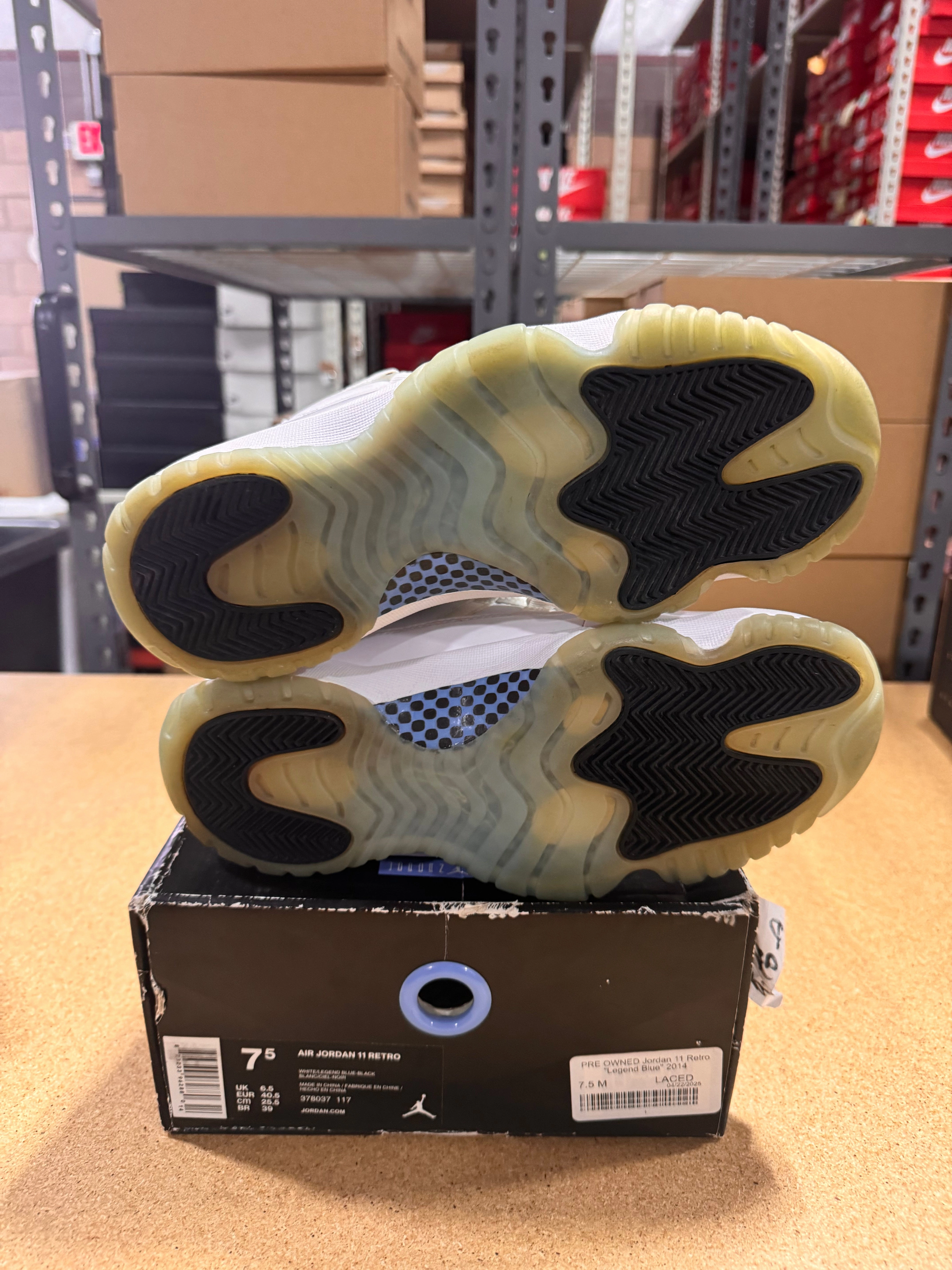 PRE OWNED Jordan 11 Retro Legend Blue 2014