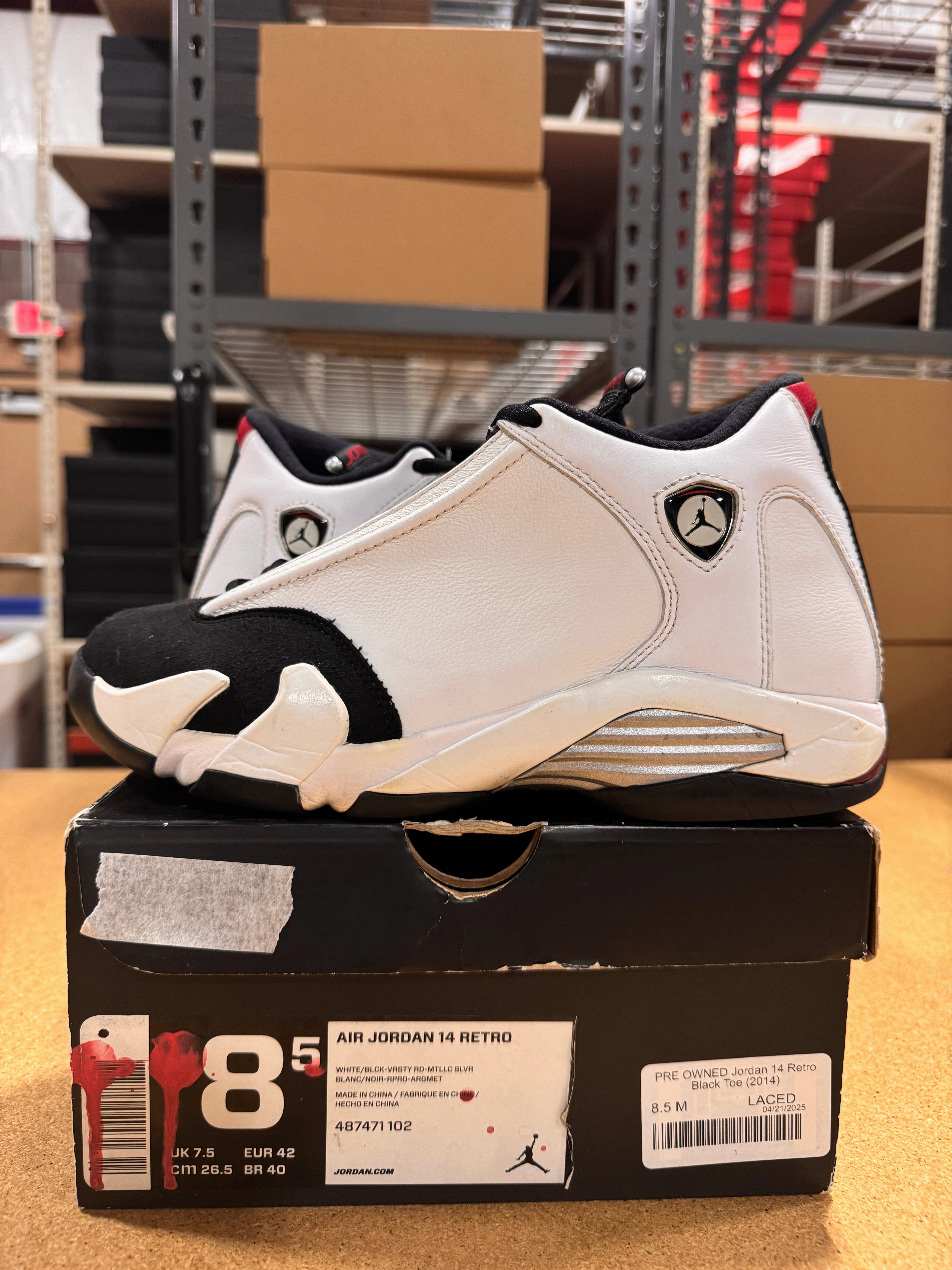 PRE OWNED Jordan 14 Retro Black Toe (2014)