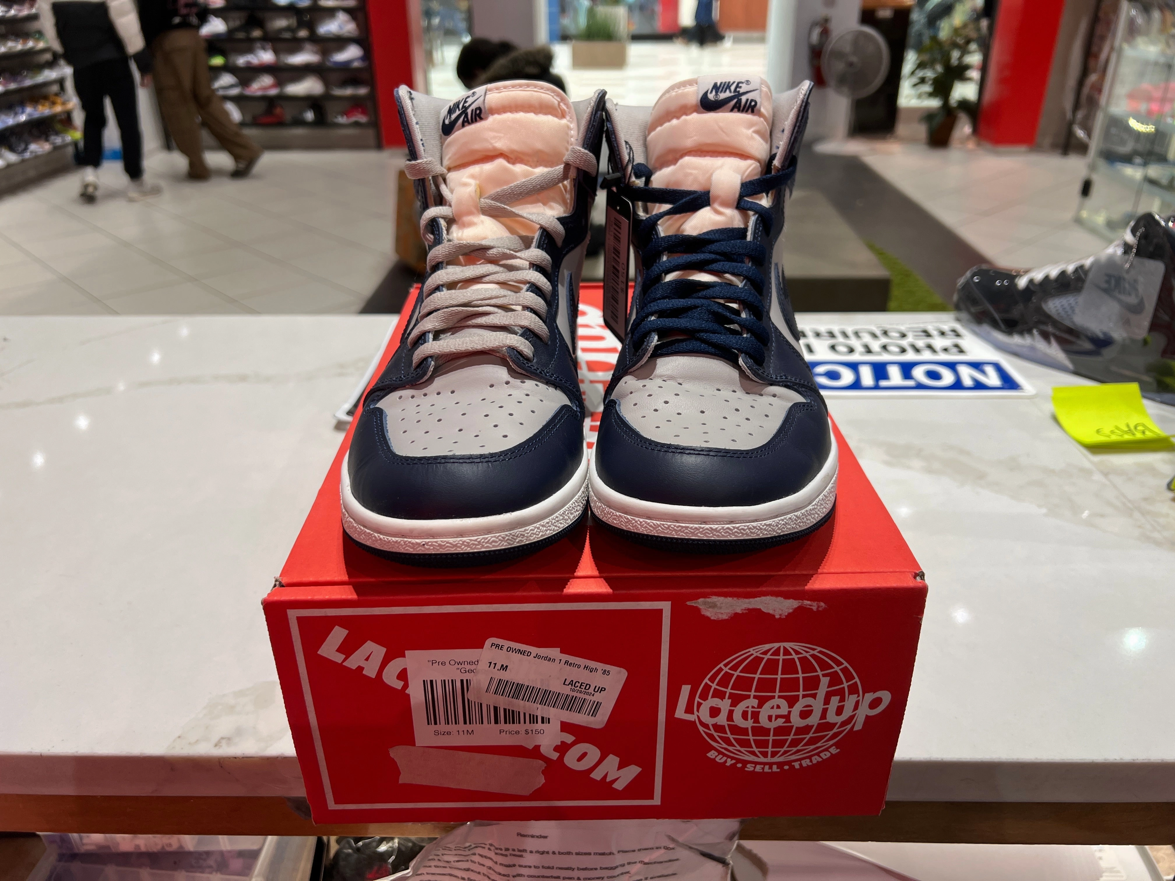 PRE OWNED Jordan 1 Retro High '85 Georgetown