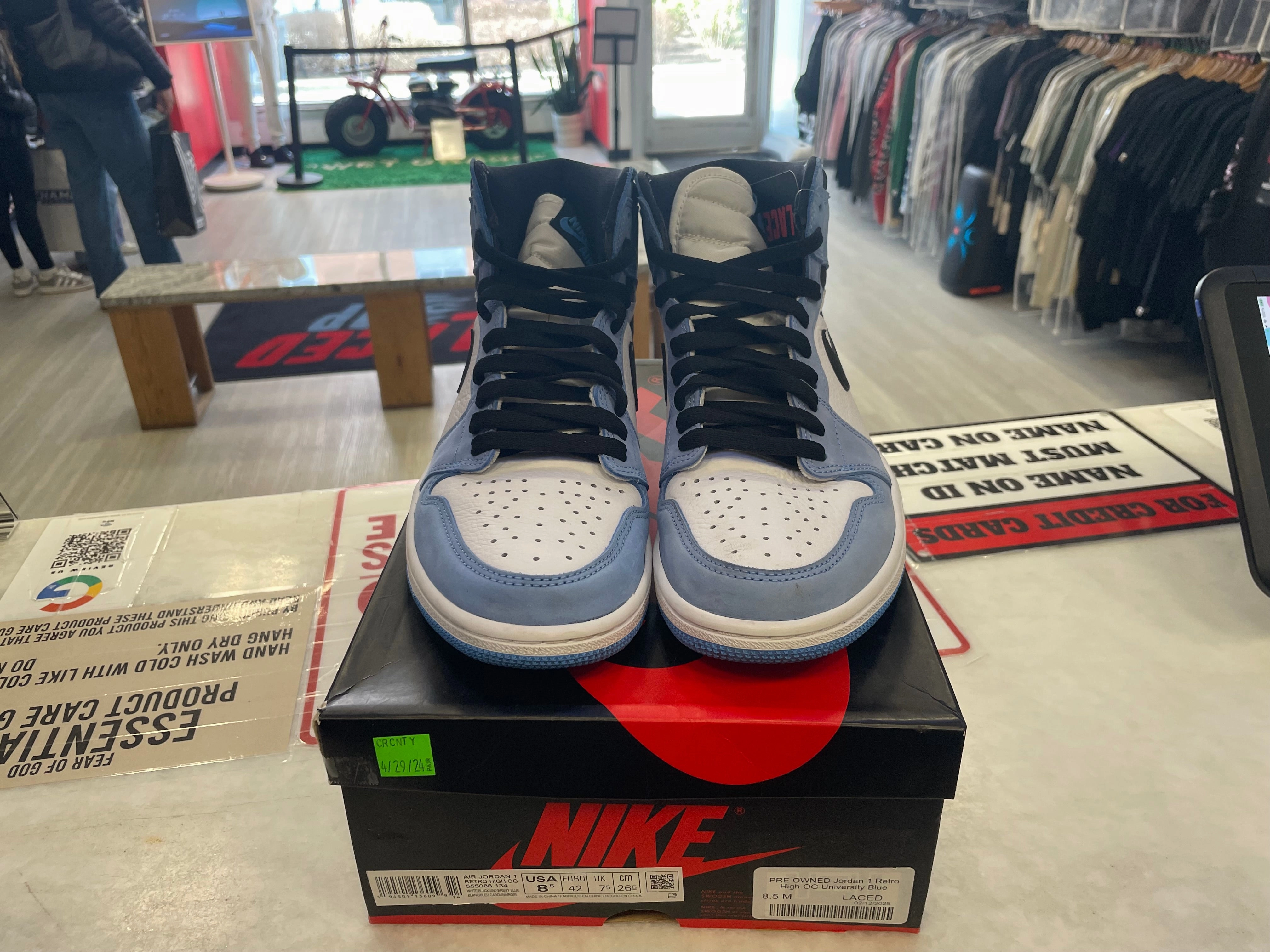 PRE OWNED Jordan 1 Retro High OG University Blue