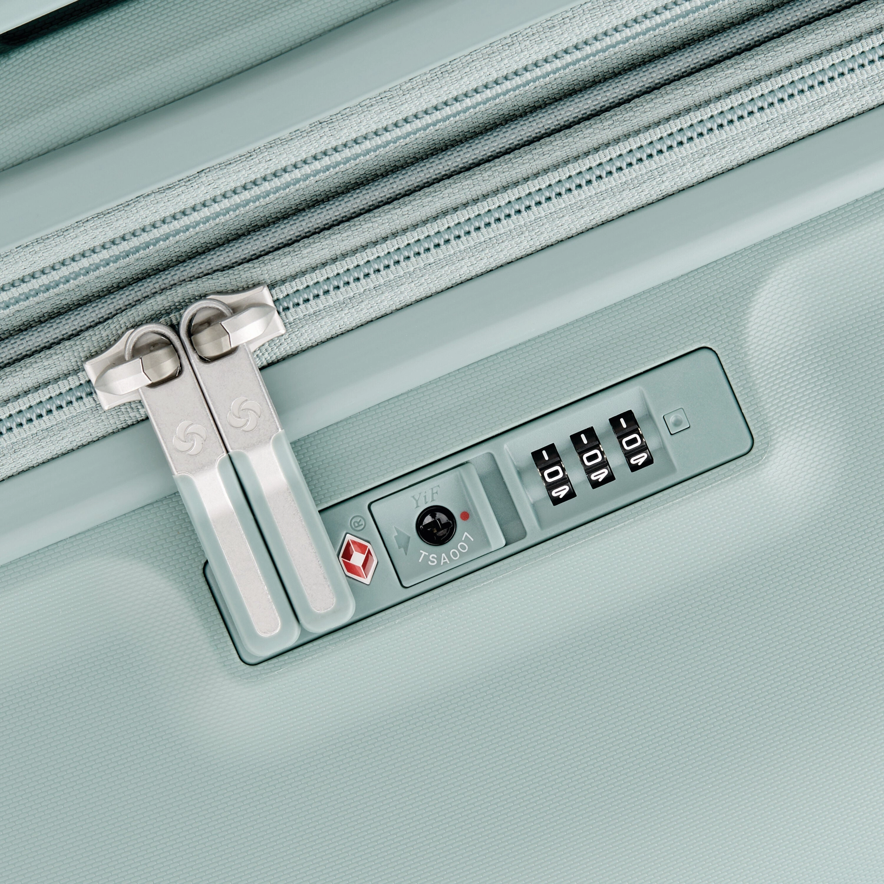 Samsonite Elevation Plus Large Spinner