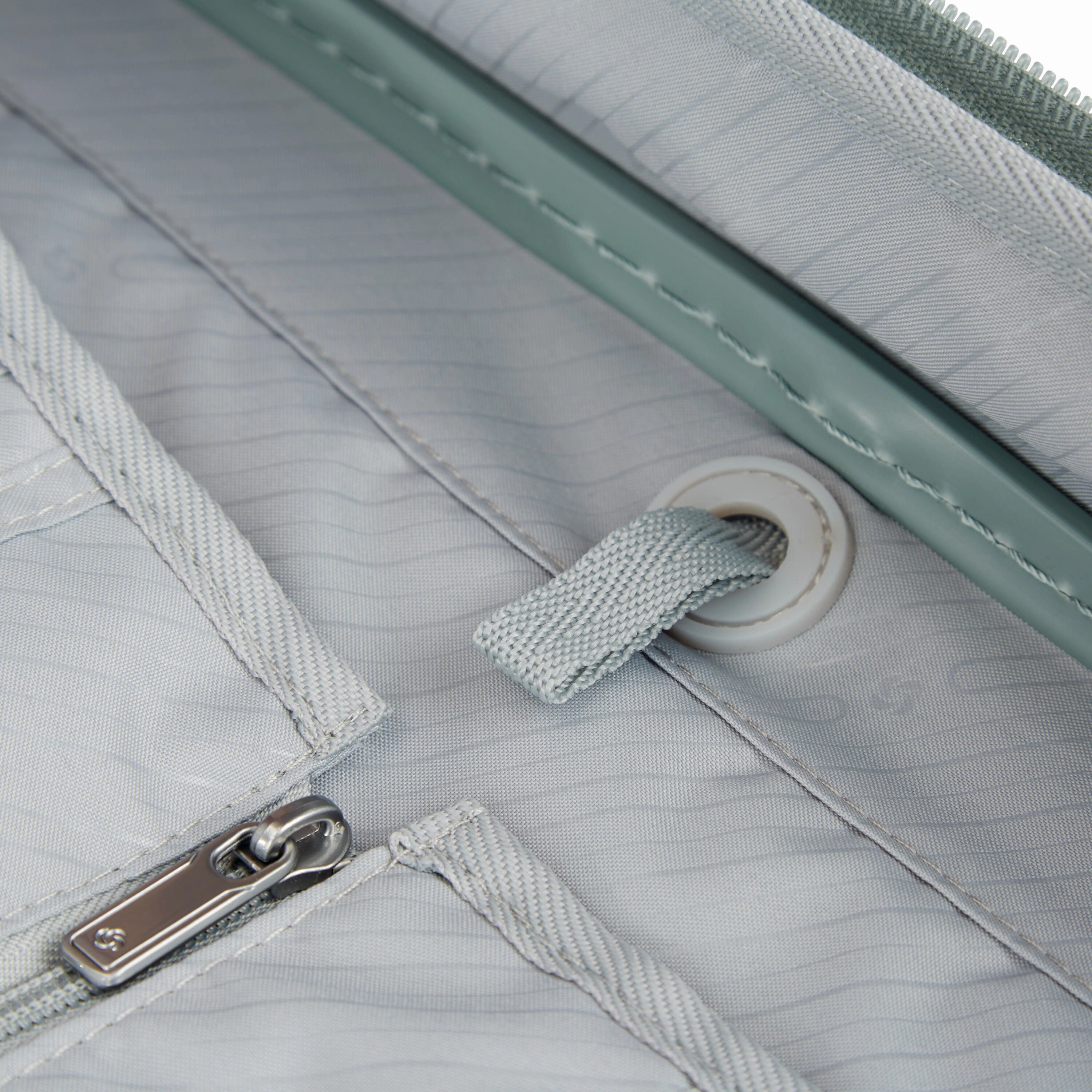Samsonite Elevation Plus Medium Glider