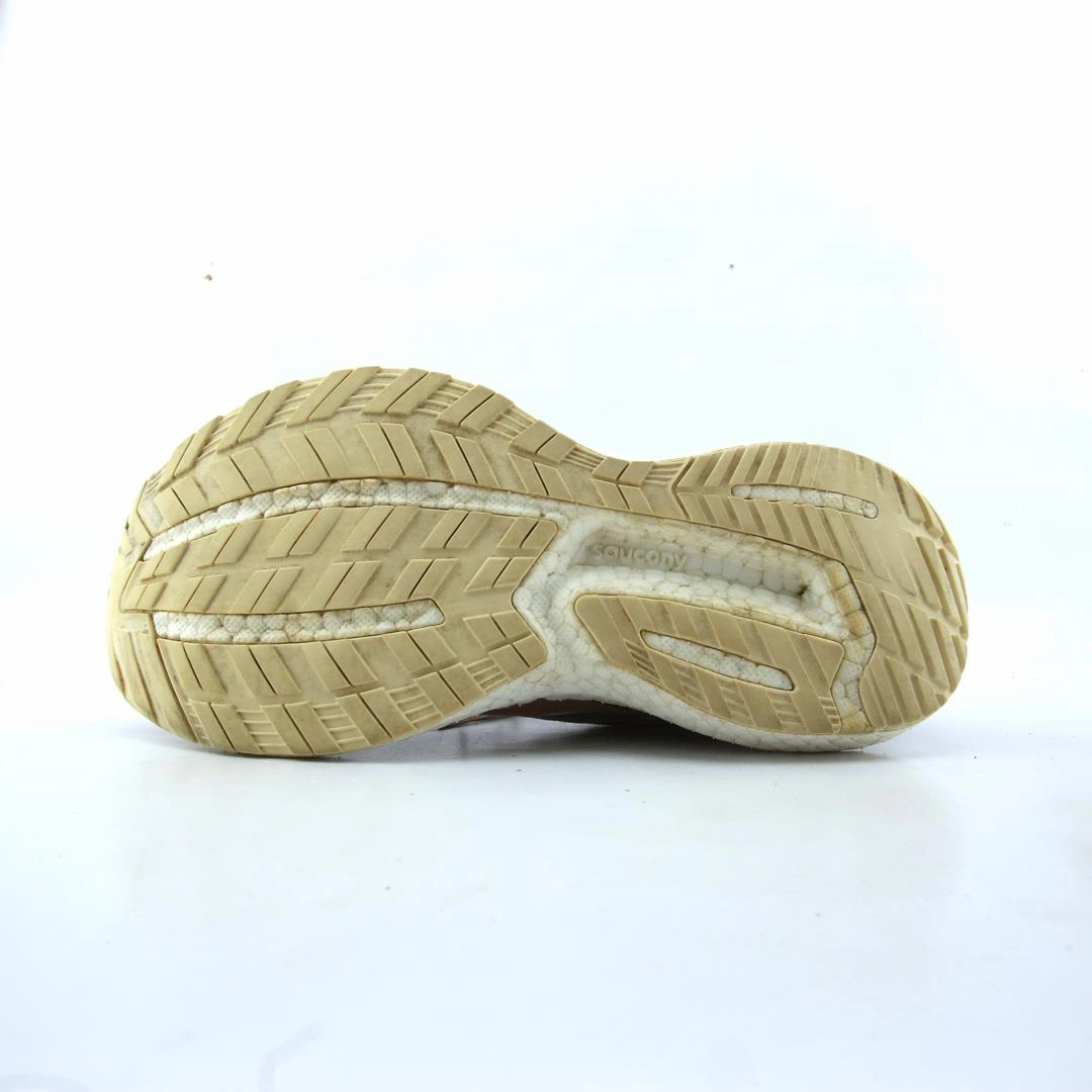 SAUCONY TRIUMPH 19