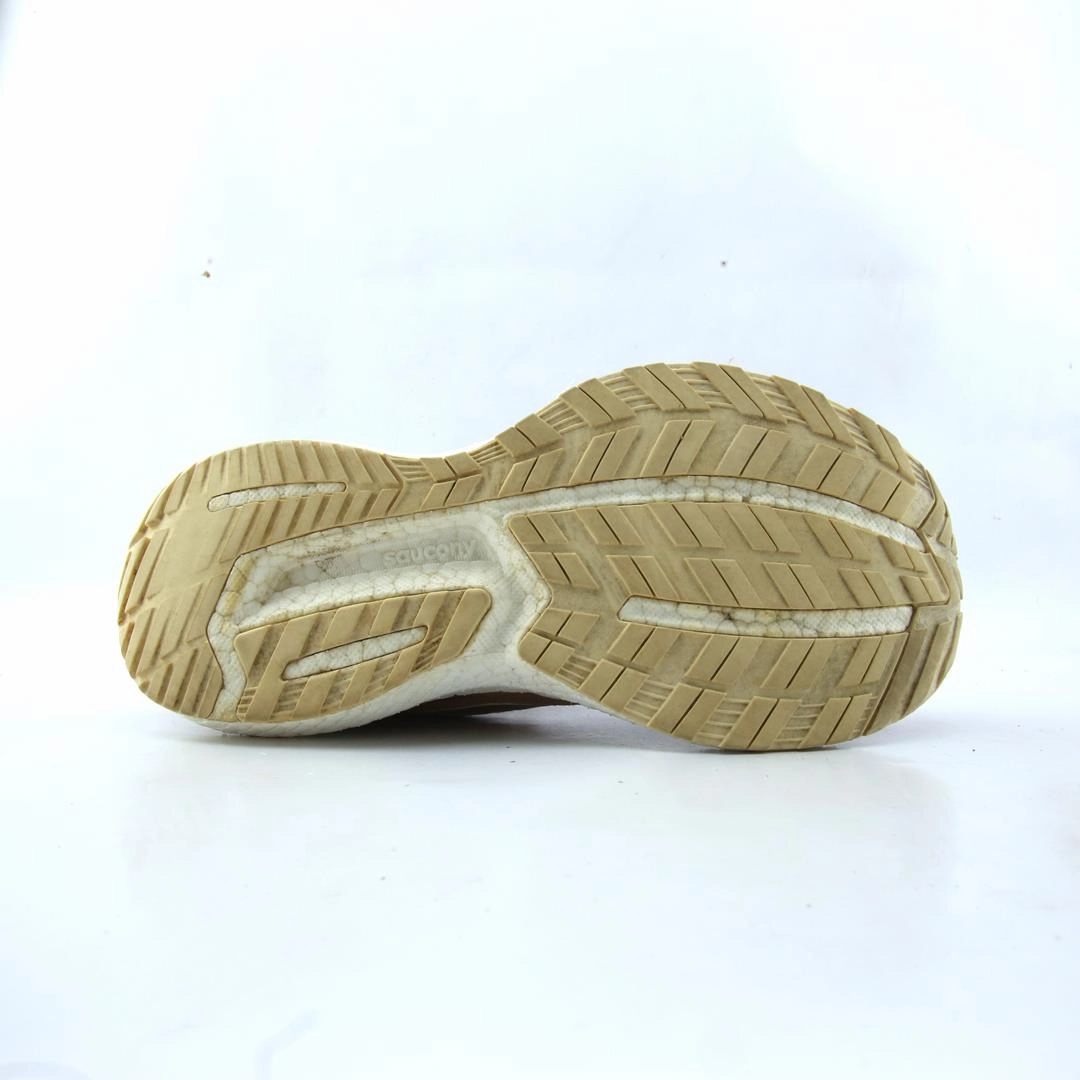 SAUCONY TRIUMPH 19