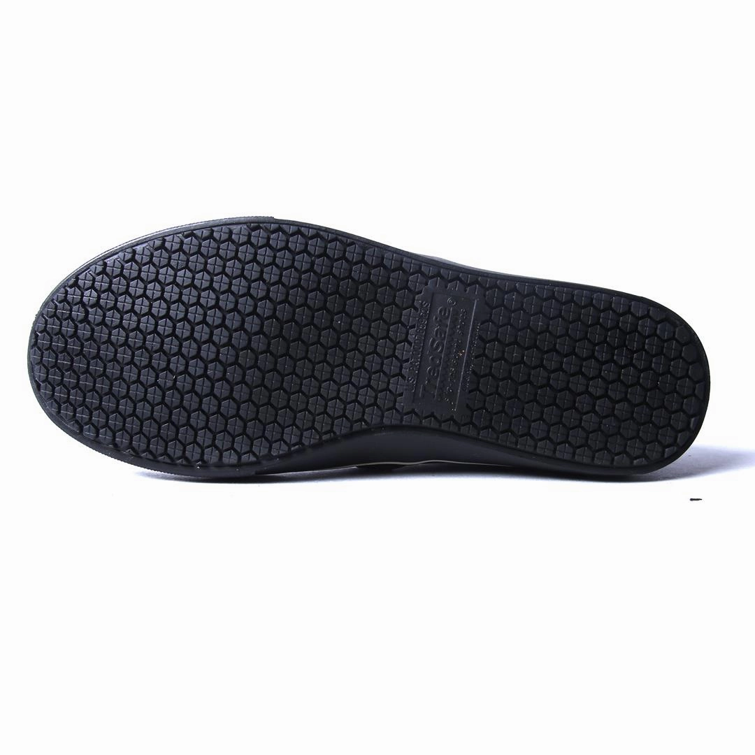TRED SAFE SLIP RESISTANT