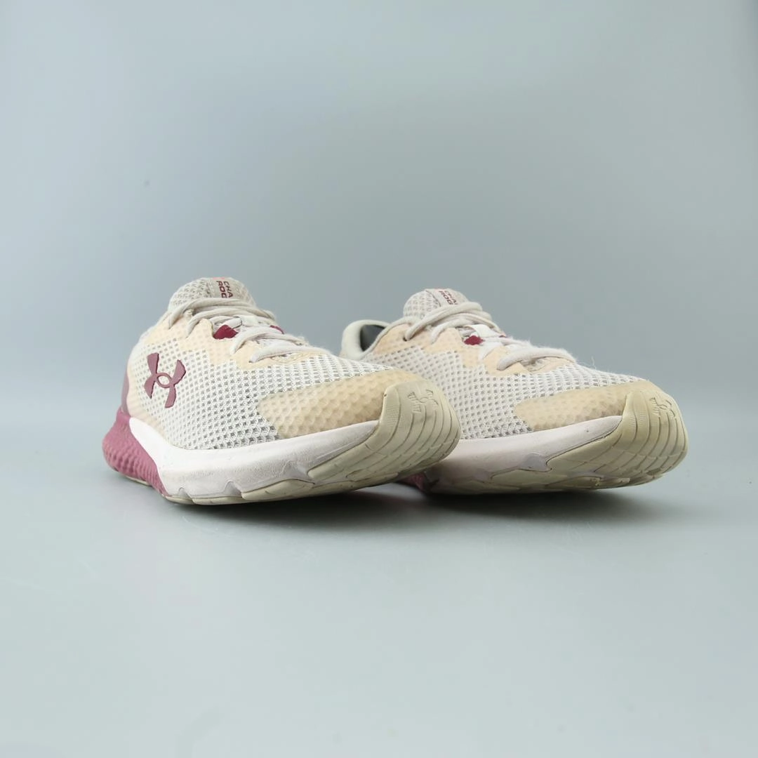 UNDER ARMOUR CHARGED ROGUE