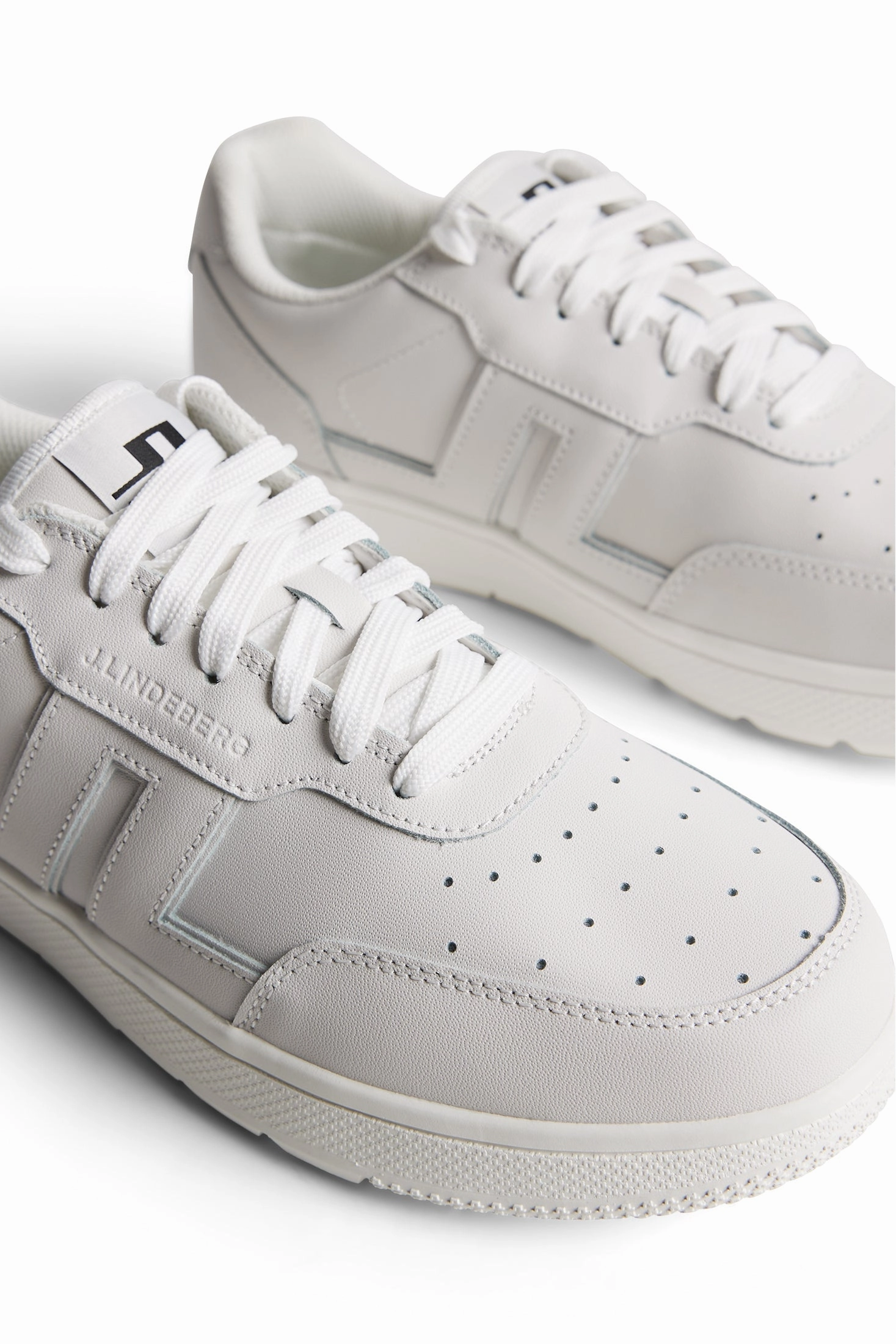 Women's Ace Low-Top Golf Sneaker